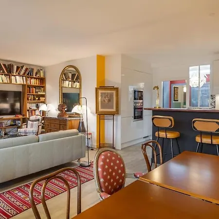 Apartment L'assomption De Charme Avec Balcon
