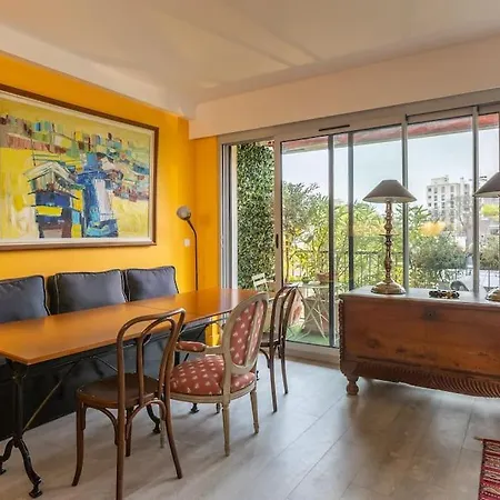 L'assomption De Charme Avec Balcon Апартаменты Париж